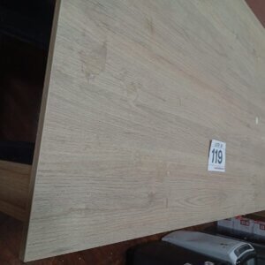 LOTE 119: MESA DE COMEDOR PORTOFINO