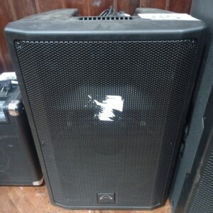 LOTE 085: CAJA ACUSTICA ACTIVA WHARFEDALE TOURUS AX-12 MBT + CABLE DE PODER